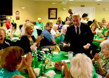 Country Clubs Magicians - Close-up Magic Shows